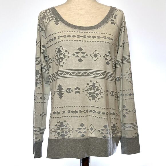 Maurices Geometric Tribal Long Sleeve Knit Top NWT - Picture 1 of 11